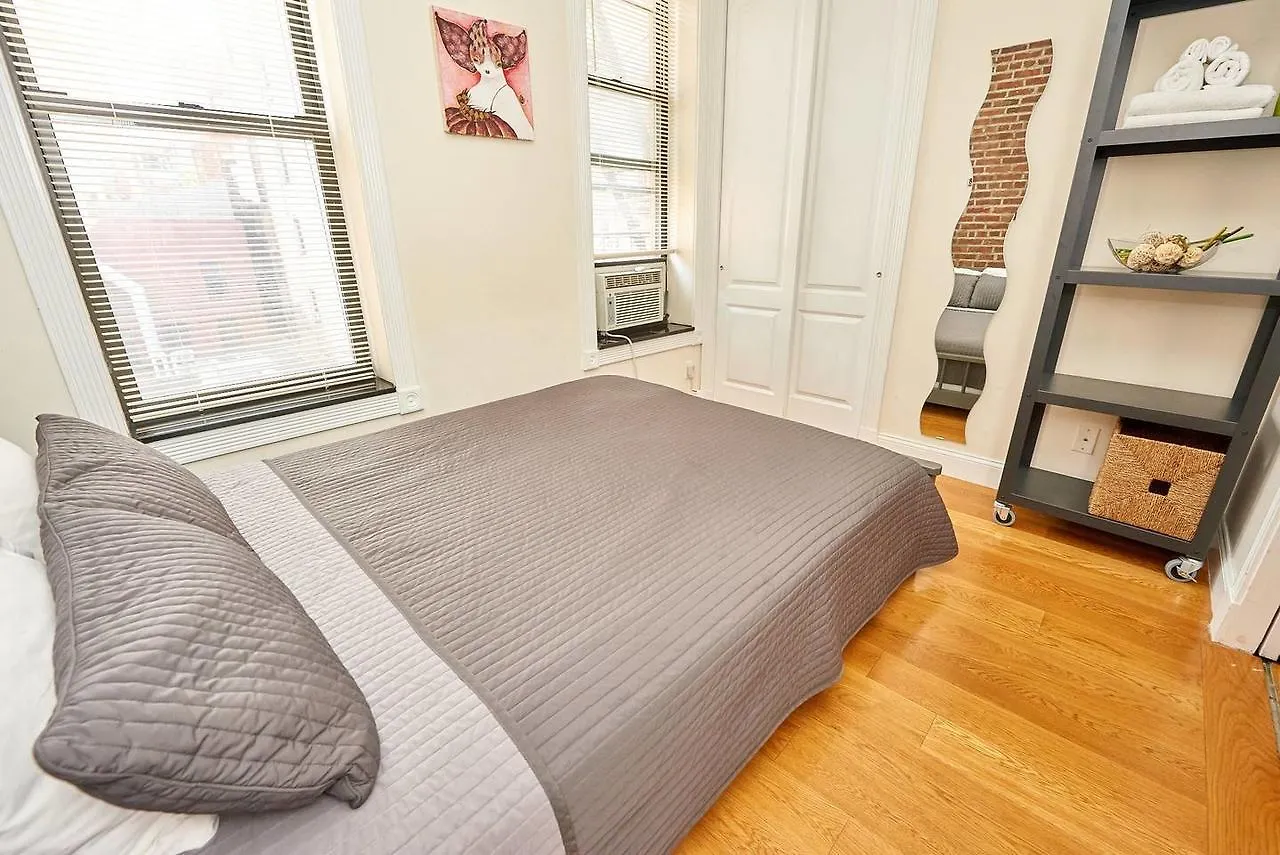 Stylish 2 Bed In Soho contacts